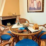 Apartment Avra's In *