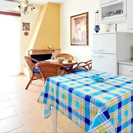 Avra's In * Chaniotis
