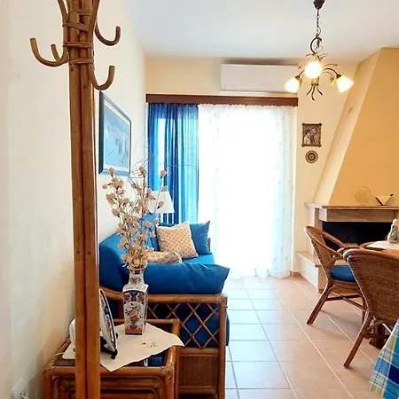 Apartment Avra's In